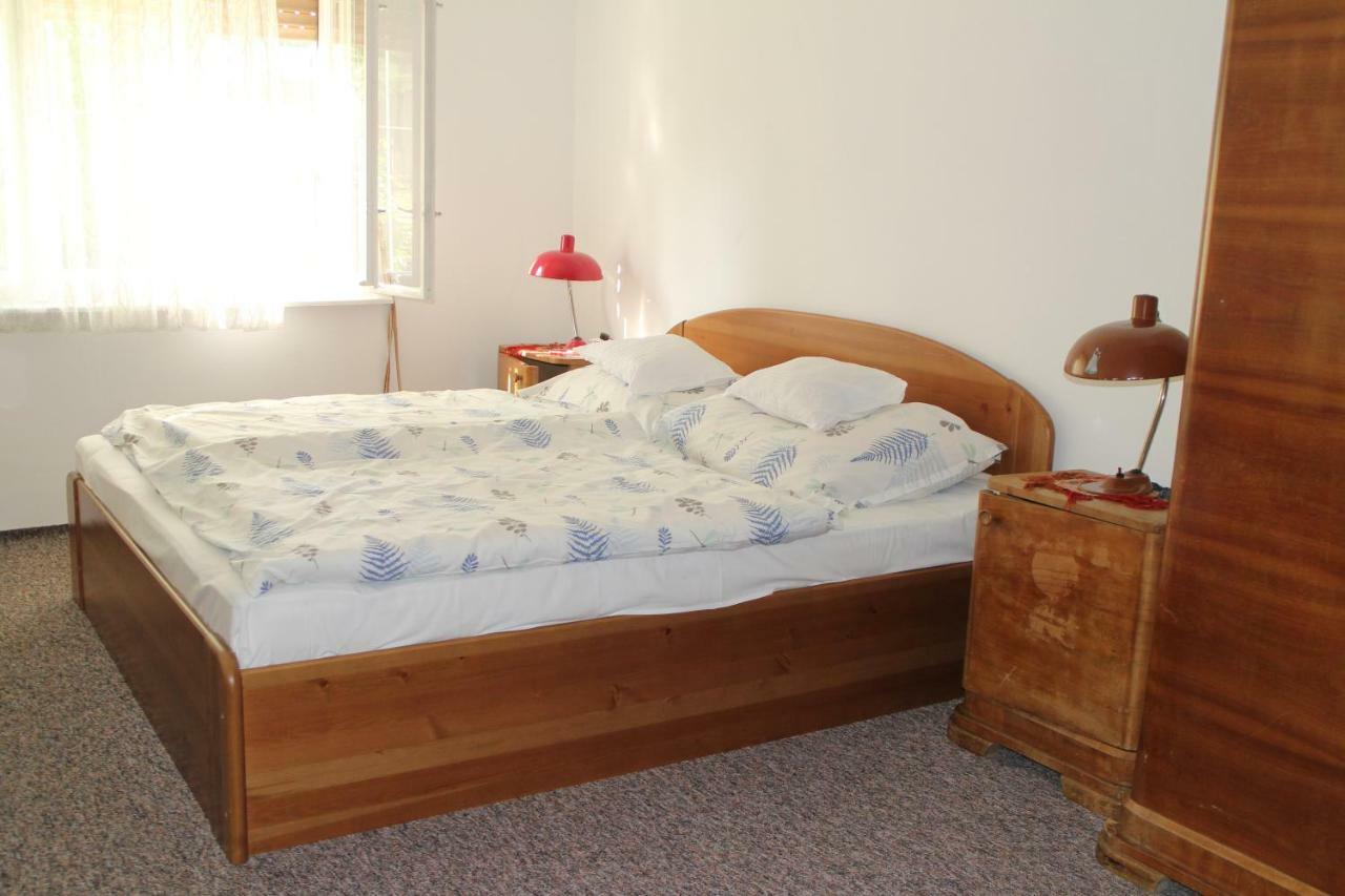 Evelin Nyaralohaz Villa Siófok Exteriör bild